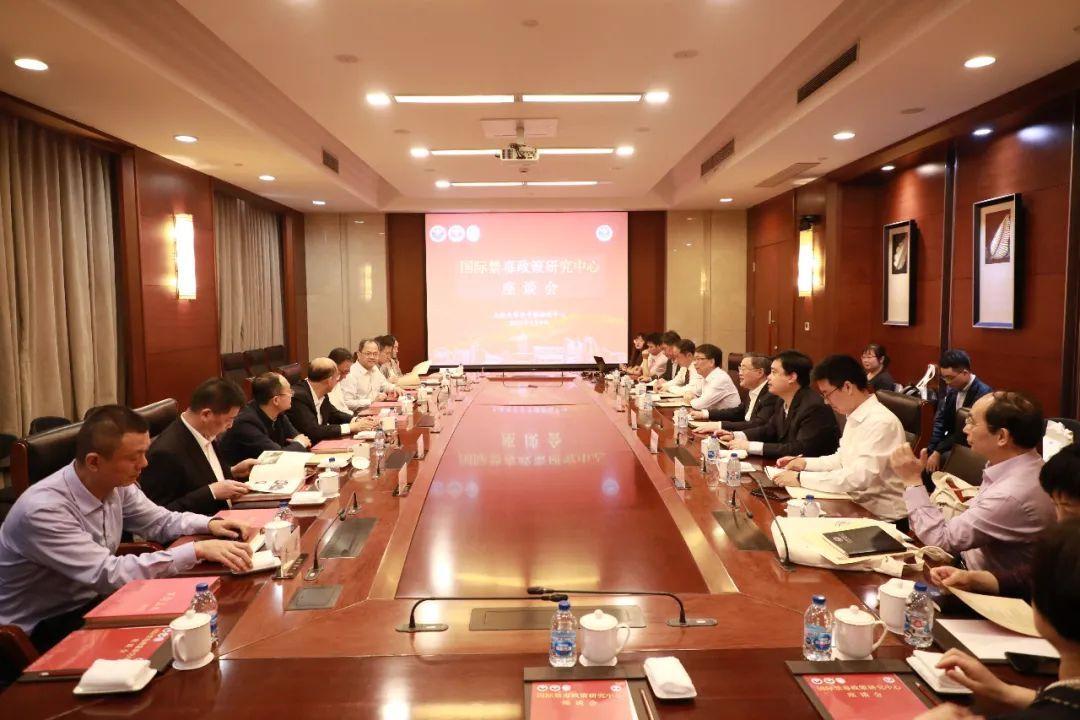 上海政策最新动态，城市变迁与成长同步