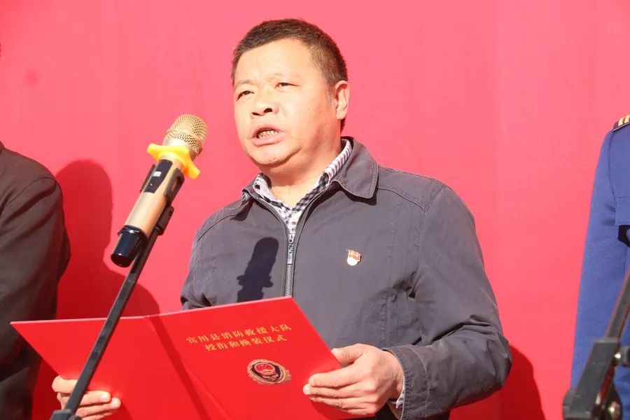 岳黎松最新动态与技能提升指南，快速掌握新技能或完成任务的步骤揭秘